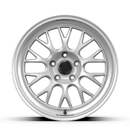 fifteen52 Holeshot RSR 19x8.5 5x112 42mm ET 57.1mm Center Bore Radiant Silver